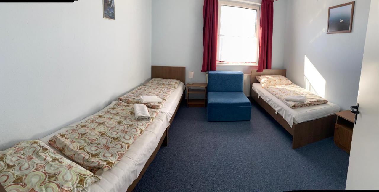 Székesfehérvár Panama Motel מראה חיצוני תמונה