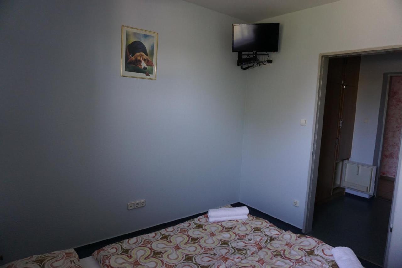 Székesfehérvár Panama Motel מראה חיצוני תמונה